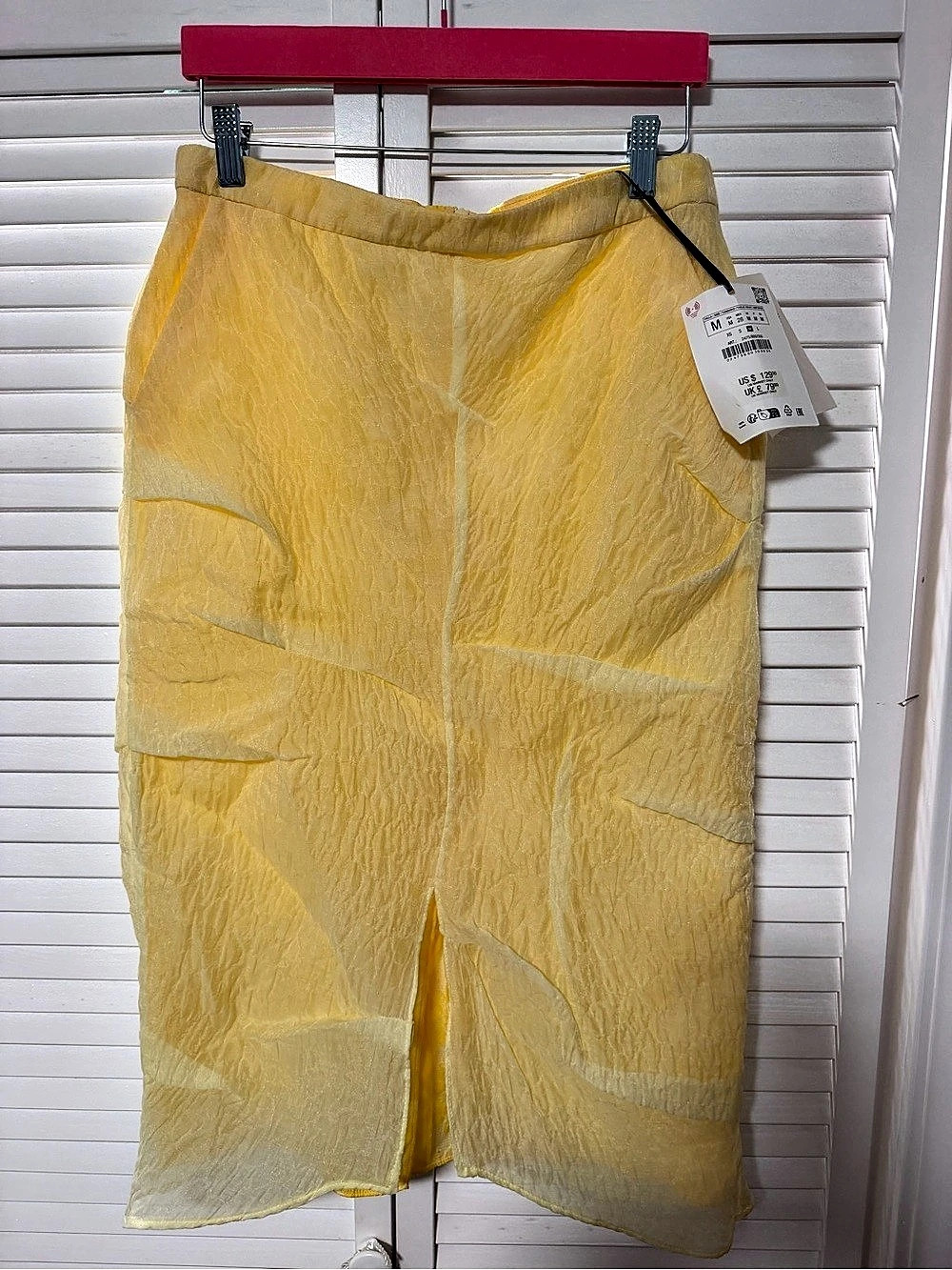 Zara Collection Knee Length Skirt in Yellow Size Medium NWT